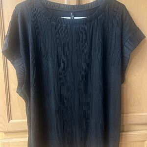Chic Black Textured Women's Blouse
